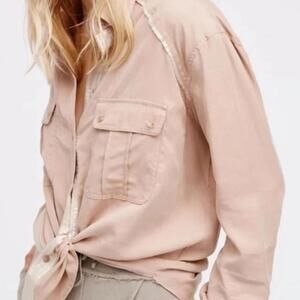 FREE PEOPLE Off Campus Button Down Top in blush pink silver trim - Large